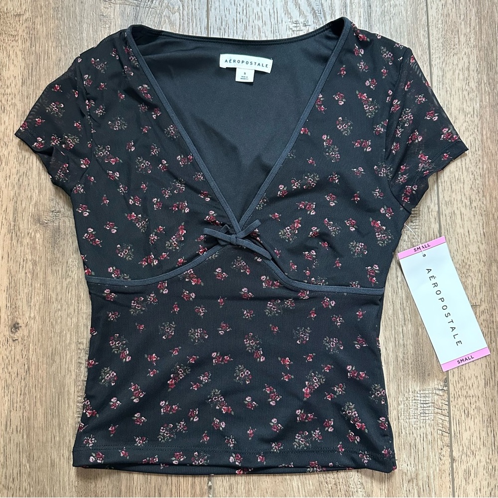 NWT! Aeropostale Cropped Blouse, V-Neck, Mesh,‎ Floral, Romantic, Coquette, S